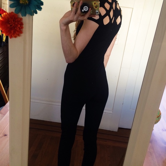 Sexy High-Neck Jumpsuit - Picture 5 of 6